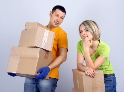 Careful moving support with van service during a relocation