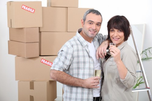 Choosing the right van size for a move in Hire